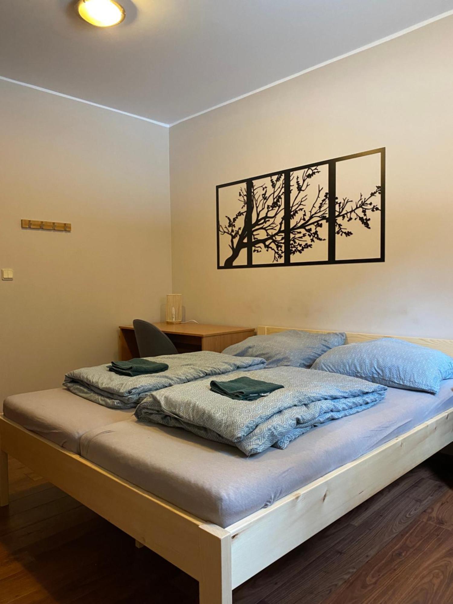 Zen Zone Hostel 브라티슬라바 외부 사진